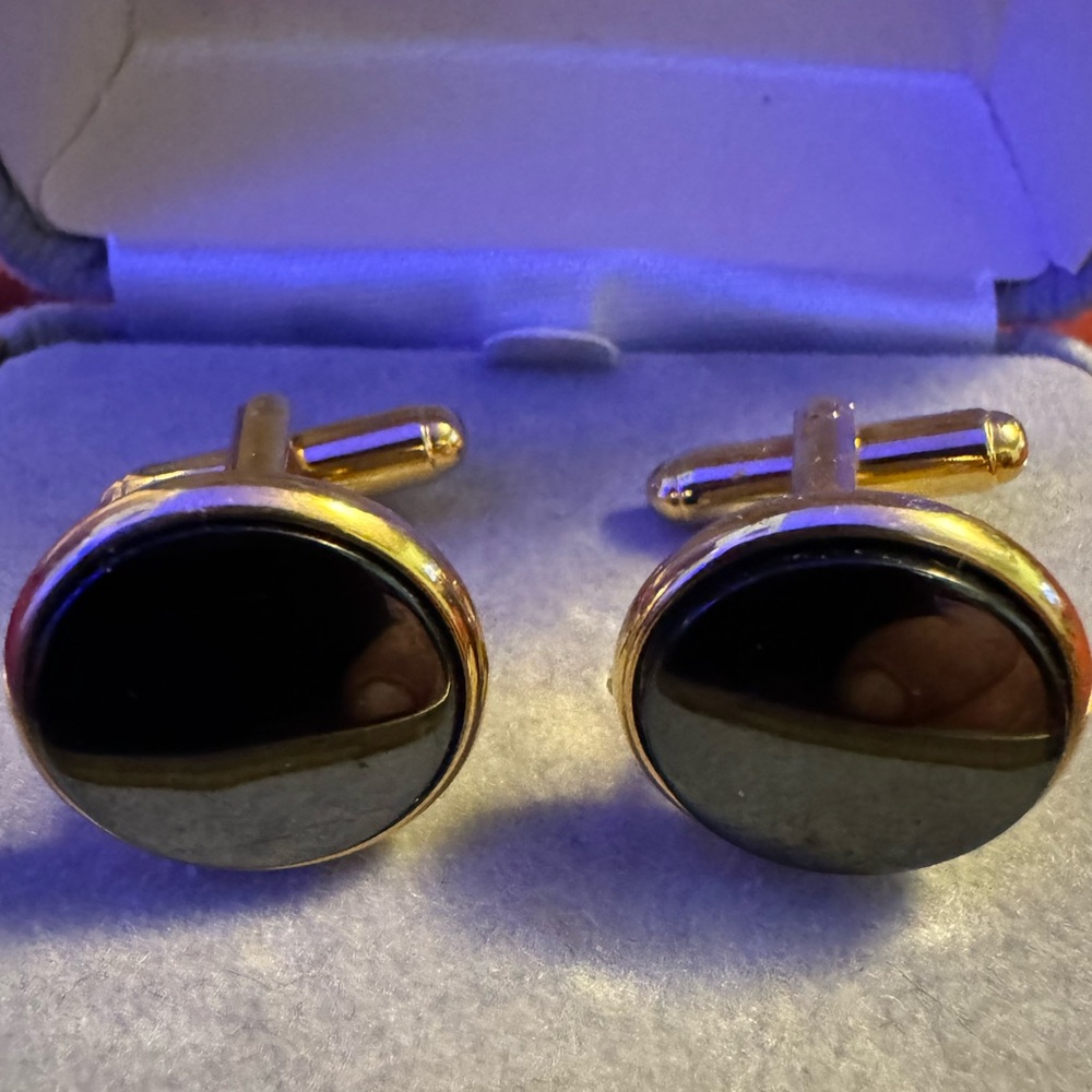 Round Black Onyx Cuff Links